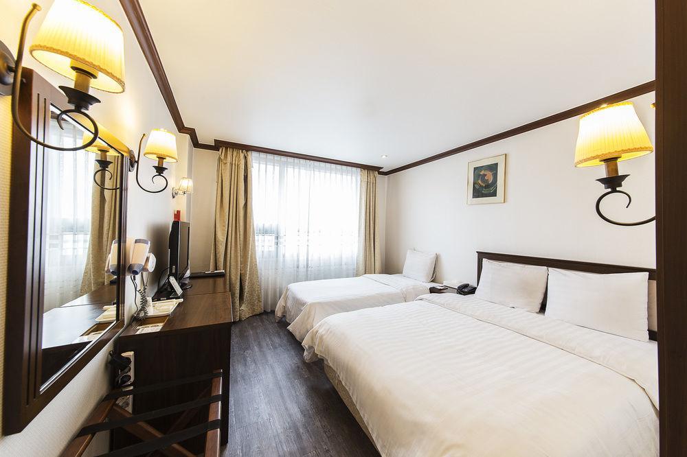 Jam Sil Tourist Hotel 3*