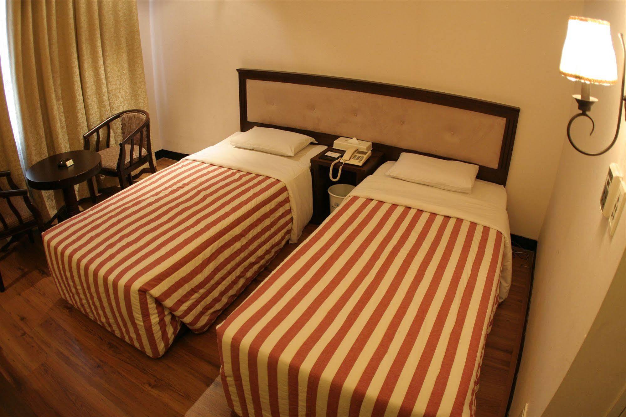 Jam Sil Tourist Hotel