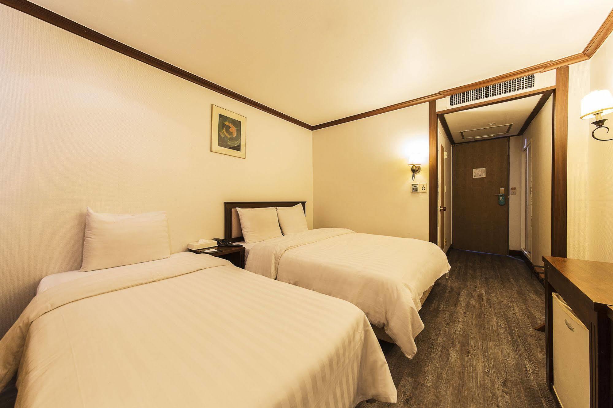 Hotel Jam Sil Tourist